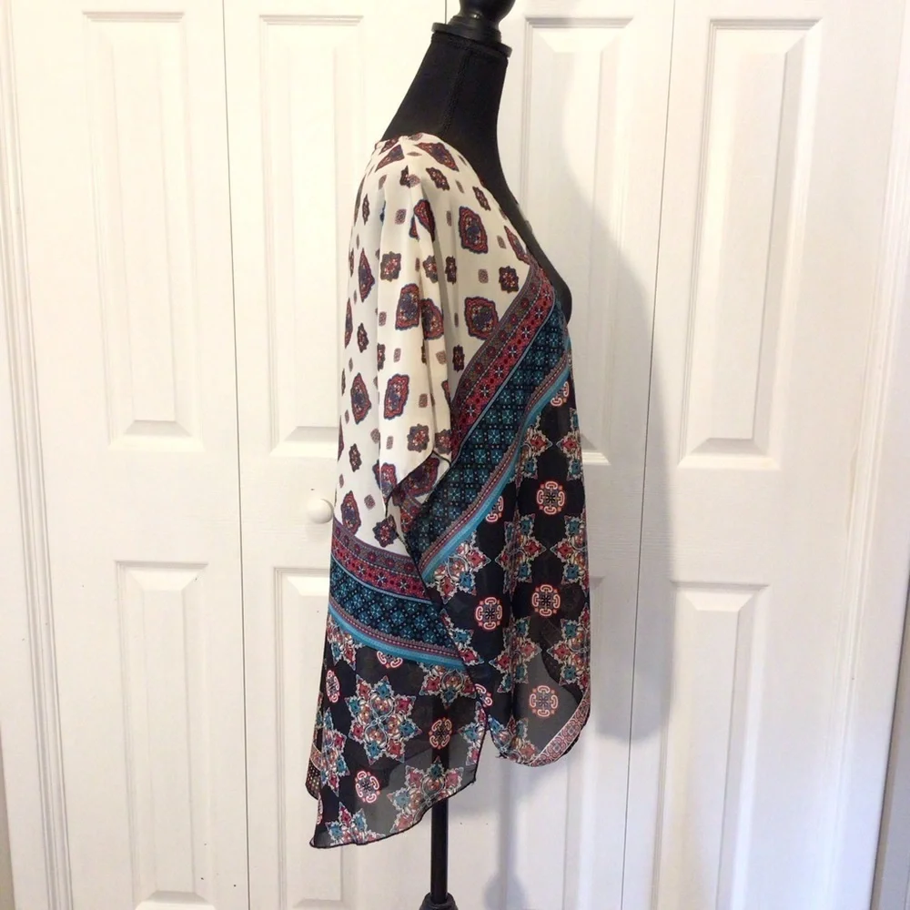NWOT Live 4 Truth Short Sleeve Semi-Sheer Swimsuit Coverup Kimono Size Small